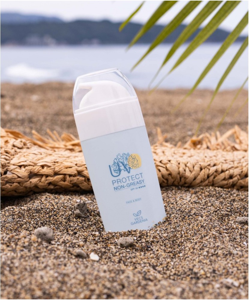 水潤防曬凝露 SPF50 ✭✭✭✭  45G