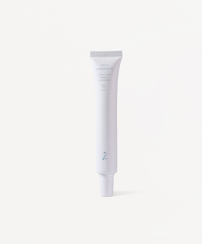 輕潤物理防曬乳SPF50+ ✭✭ 50ML