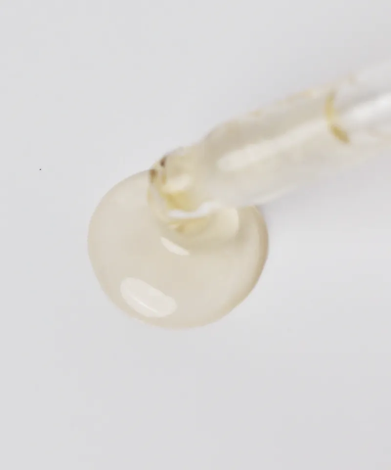 Step 4|玻尿酸澎潤保濕精華