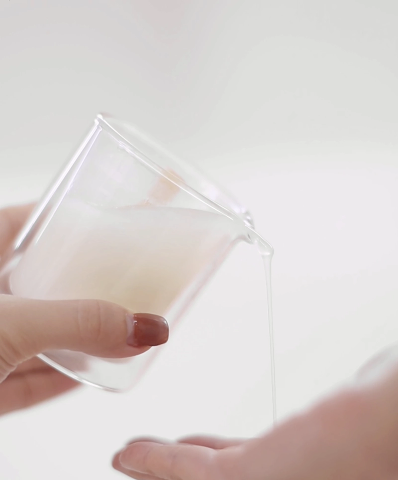 Glow_灰木曙光 木片香氛蠟燭 120G