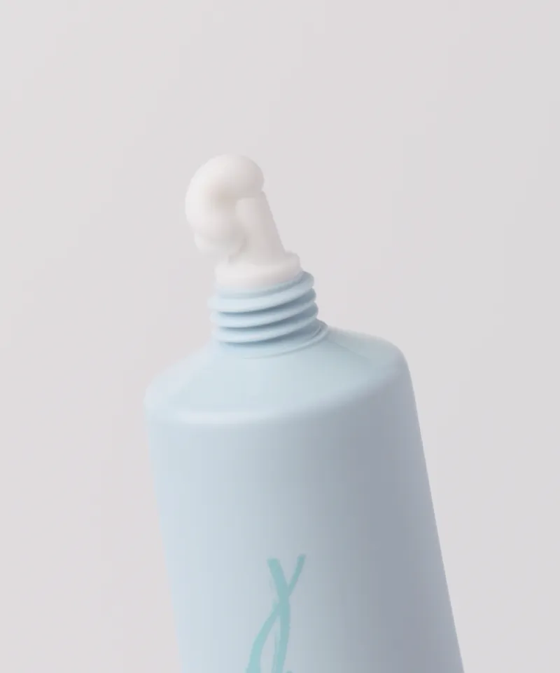 Step 3｜水感輕透防曬凝乳